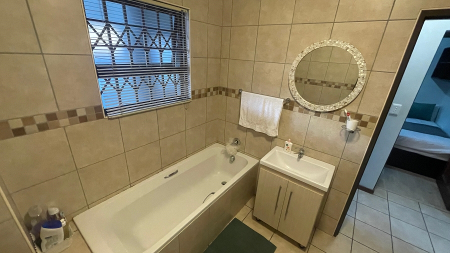 2 Bedroom Property for Sale in Die Bult North West